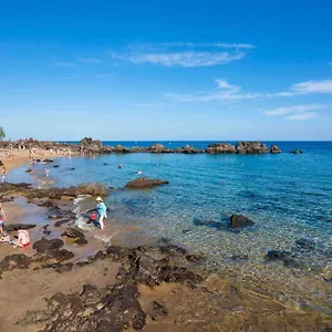 apartamento-dara-apartamento-con-piscina.in-canary-islands.com/